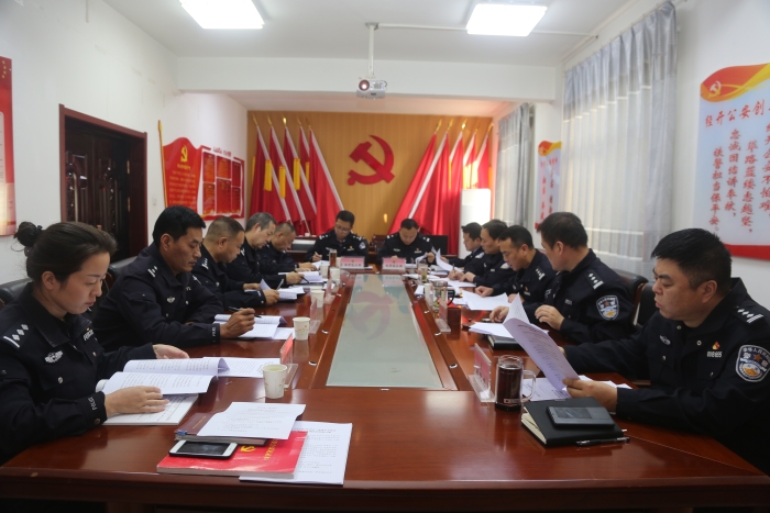 渭南市公安局經開分局抓好“五招”新招聘輔警崗前培訓暨實戰(zhàn)大練兵成效斐然