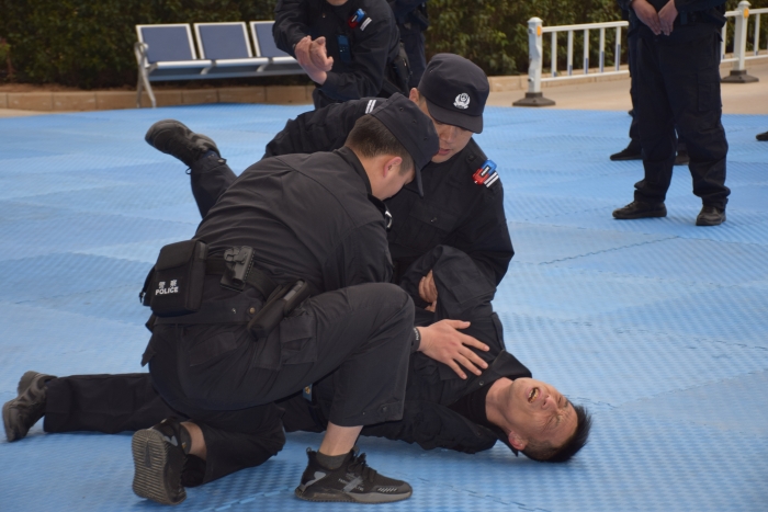 又帥又颯!今天蒲城警營戰斗力爆棚—蒲城縣公安局成功舉辦教育整頓暨春訓練兵會操活動