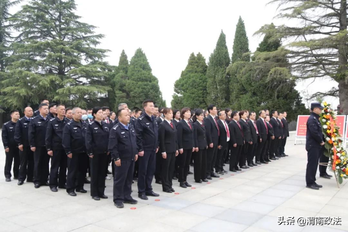 渭南中院參觀見學渭華精神 筑牢政治忠誠（圖）