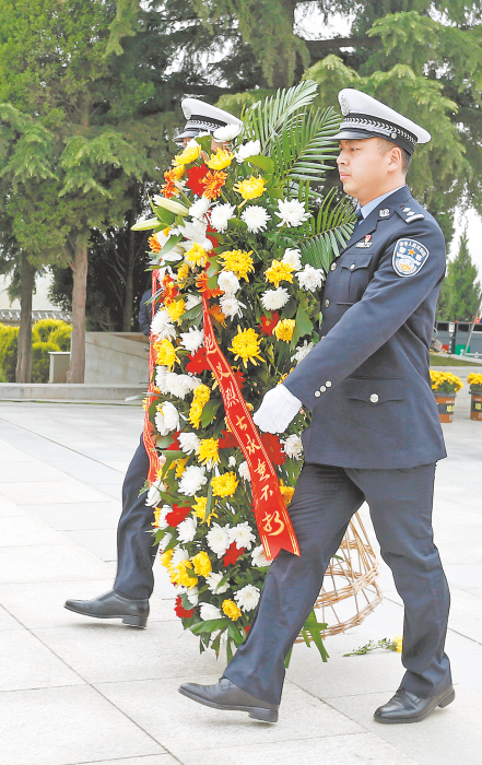 渭南公安交警：弘揚英模精神 踐行忠誠使命（組圖）
