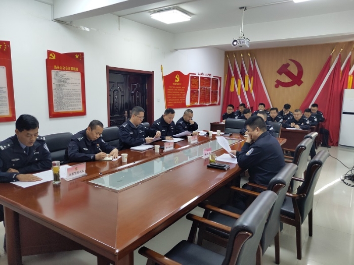 【我為群眾辦實事】經開分局召開“破現案、破小案、暖民心”破案攻堅活動案件分析研判會