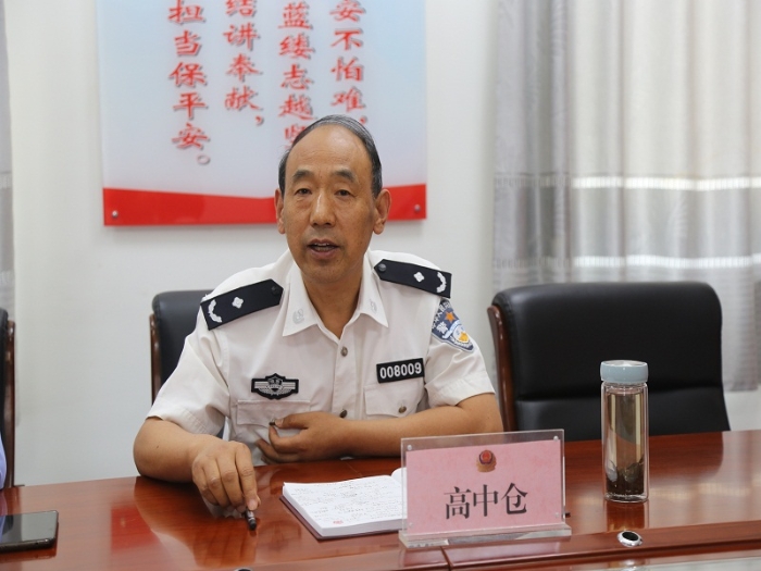 渭南市公安局經(jīng)開分局黨委高質(zhì)量召開教育整頓整改承諾會