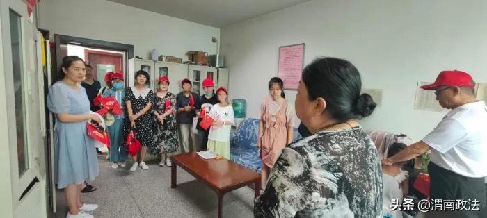 渭南中院：“法院開放日”開展“德潤三秦”家風(fēng)建設(shè)活動(dòng)（圖）