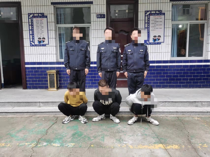 澄城公安抓獲3名嫌疑人，破獲系列車內財物被盜案。