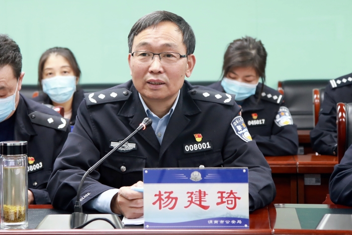 渭南公安：以“八個強化”堅決打贏疫情防控阻擊戰殲滅戰（圖）