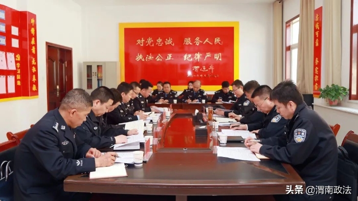 杜清江來渭督導檢查全國兩會安保及派出所規范化建設工作（組圖）