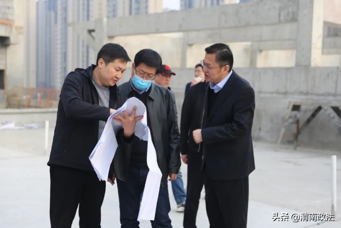 渭南中院黨組書記賀世輝調研督導新審判法庭項目建設情況（組圖）