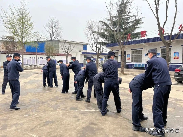 厲兵秣馬練精兵 渭南公安全警武器警械專項訓練進行中！（圖）