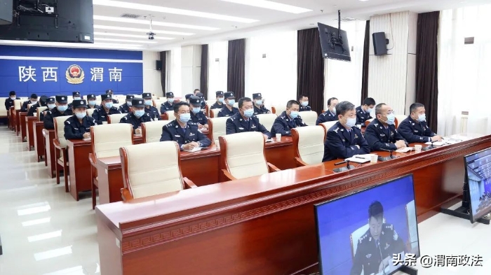 突出“專業力量”，爭創“四個一流” ！全市巡特警工作會議召開（圖）