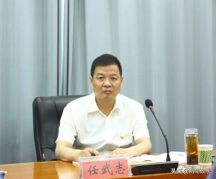 渭南市檢察院黨組書記、檢察長殷軍深入蒲城縣檢察院調(diào)研指導(dǎo)工作(圖)