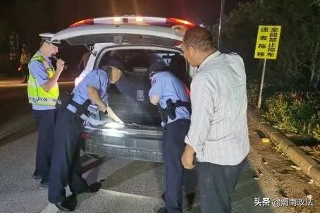 【平安建設】點亮“平安燈” 守護“煙火氣” 渭南公安深入推進夏季治安巡查宣防集中統(tǒng)一行動（組圖）