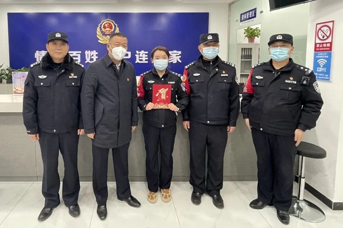 副市長、市公安局局長魏重光檢查春節安保工作并慰問一線民輔警。