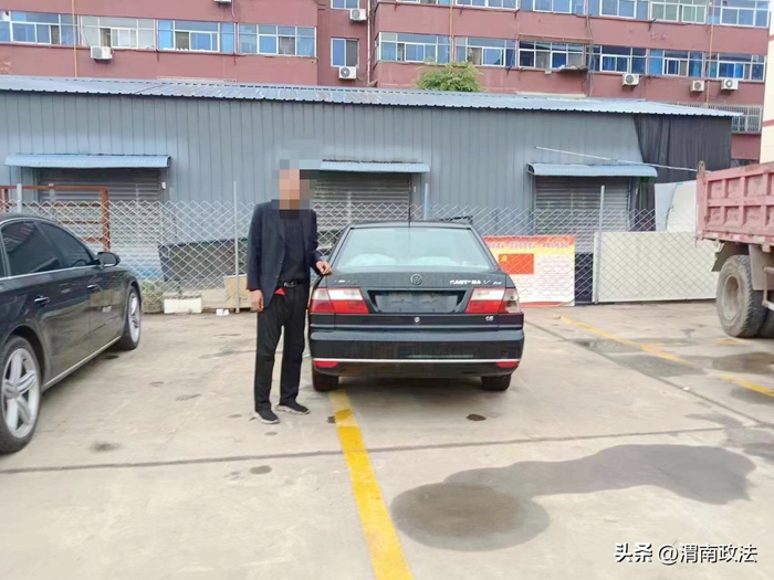 韓城公安交警查處一起無牌無證違法行為.
