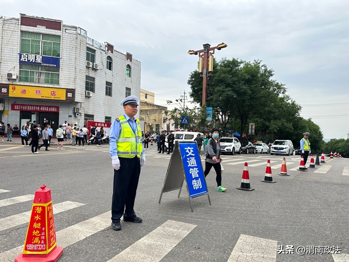 韓城市公安局交警大隊精心準備，統籌部署，周密安排，凈化道路交通環境。
