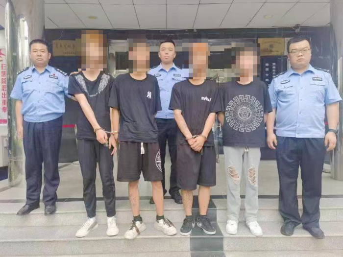 臨渭公安環北路派出所破獲系列車內財物被盜案。