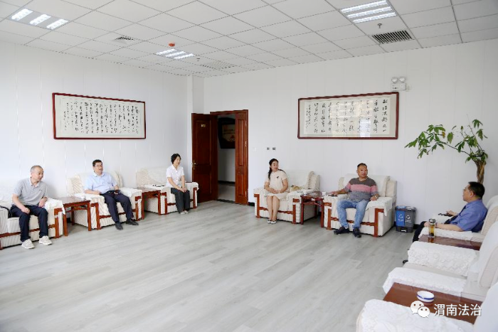富平縣人民檢察院邀請代表委員視察檢察工作。