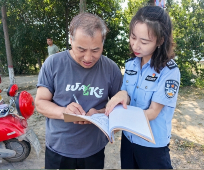 蒲城縣司法局扎實開展法律援助案件回訪活動。