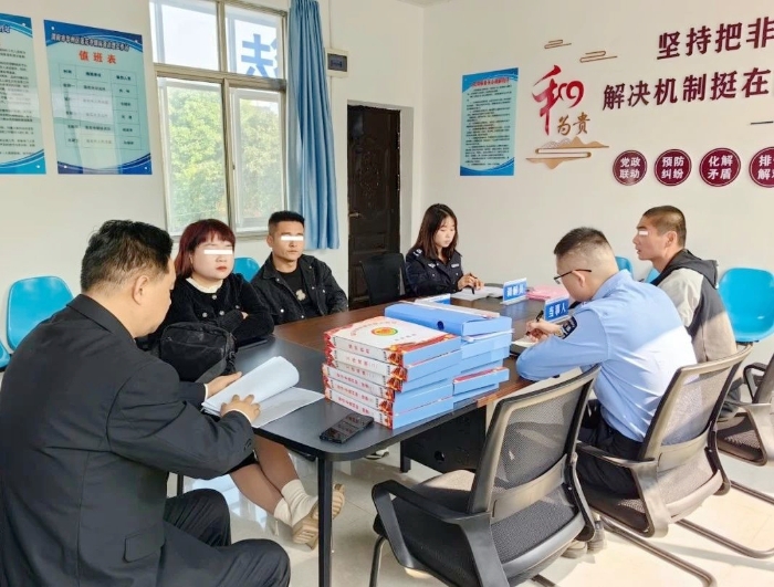 華州區蓮花寺鎮訴源治理工作站成功化解了一起民間借貸糾紛。