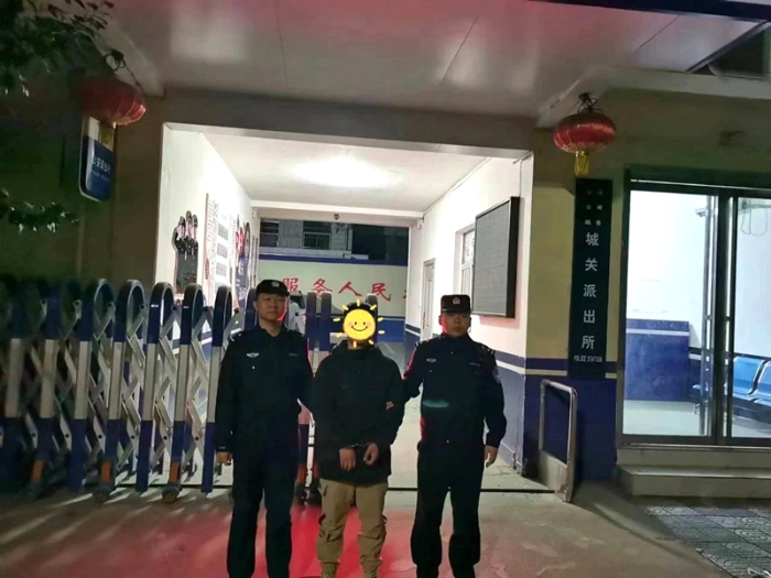 潼關公安成功抓獲一名涉嫌“幫信罪”在逃人員。