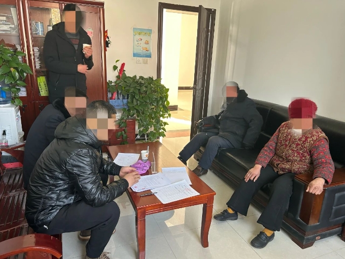 富平縣人民法院莊里人民法庭成功調解一起土地承包經營權合同糾紛案。
