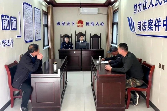 蒲城法院孫鎮法庭公開審理一起租賃合同糾紛案件。