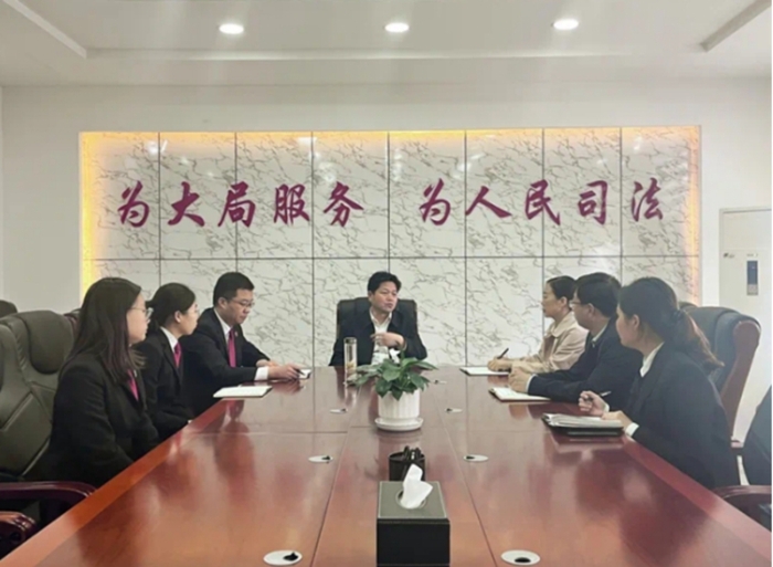 富平縣人民法院黨組書記、院長李向紅調(diào)研督導(dǎo)基層人民法庭工作。