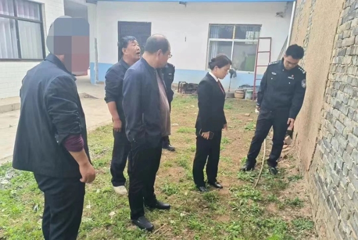 韓城法院成功化解一起鄰里矛盾。