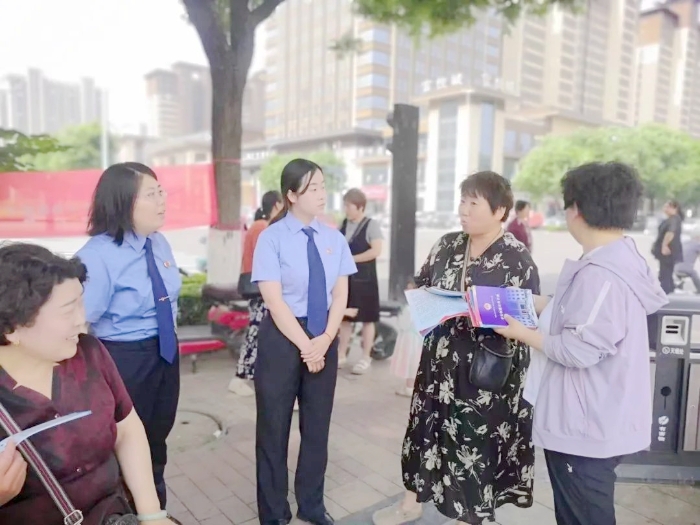 富平縣人民檢察院開展《民法典》普法宣傳活動(dòng)。