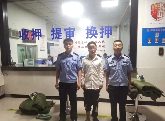 臨渭警方抓獲盜賣路邊“僵尸車”犯罪嫌疑人。