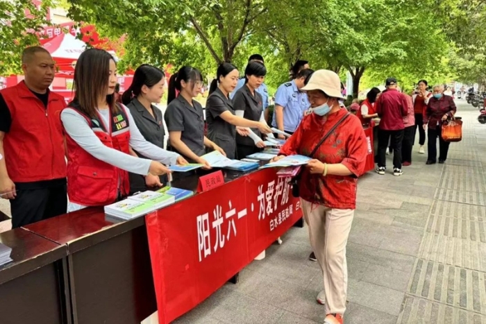 白水法院開展反對拐賣、預防性侵普法宣傳活動。