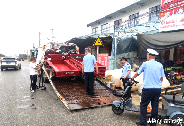 大荔公安交警聯合交通運輸、市場監督、工信部門開展打擊“非法改裝、銷售”專項治理工作。