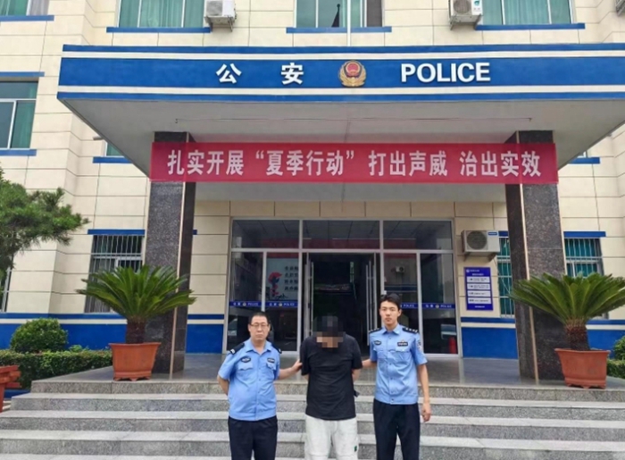 蒲城警方抓獲涉嫌廉租房詐騙犯罪嫌疑人。