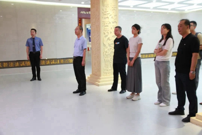 咸陽市三原縣人民檢察院到富平縣檢察院交流學習。