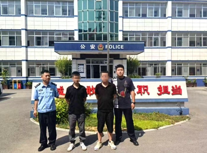 中秋假期，蒲城公安勸投2名逃犯。