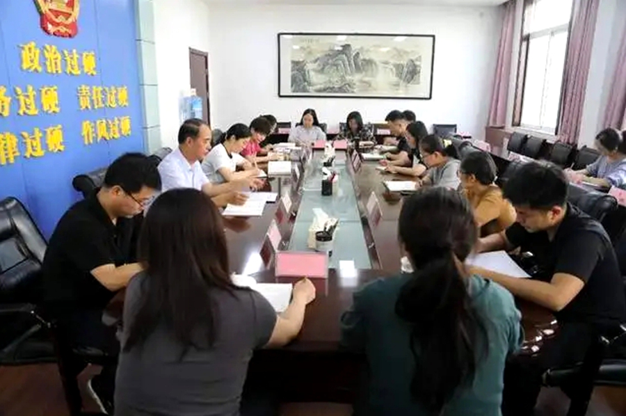 市檢察院開展第三期青年干警理論學習班。