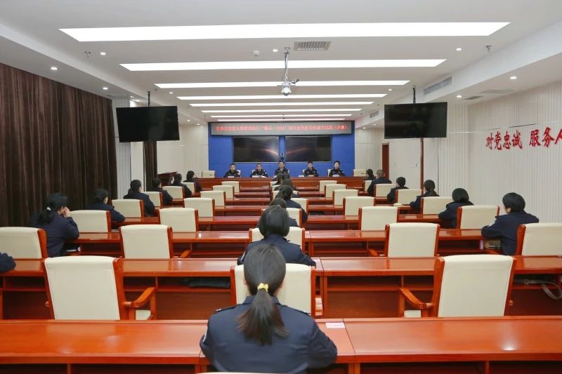 渭南市公安局“精兵?2024”出入境管理部門窗口業務能力實戰大比武決賽舉行。