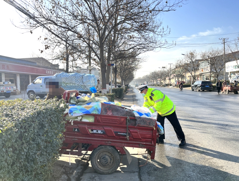 華陰交警