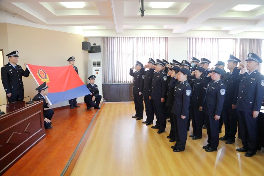 合陽法院開展第五個(gè)“中國人民警察節(jié)”慶祝活動。