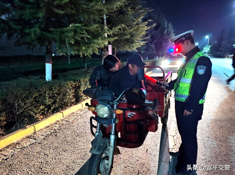 富平交警開展春季交通秩序專項整治行動。