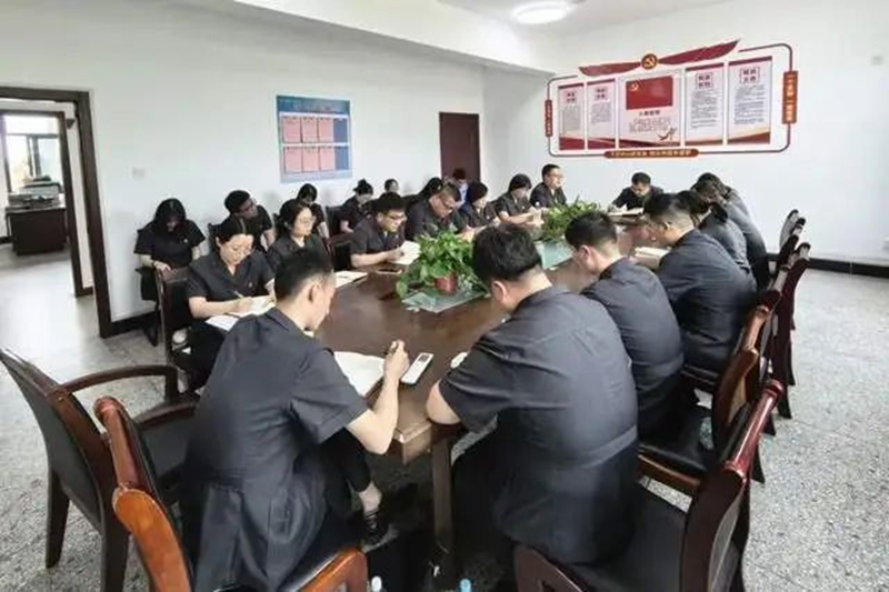 蒲城法院召開人民法庭工作座談會。