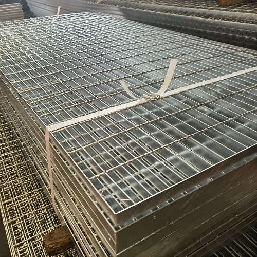 鍍鋅鋼格柵鋼格板生產(chǎn)中的難點和解決方案