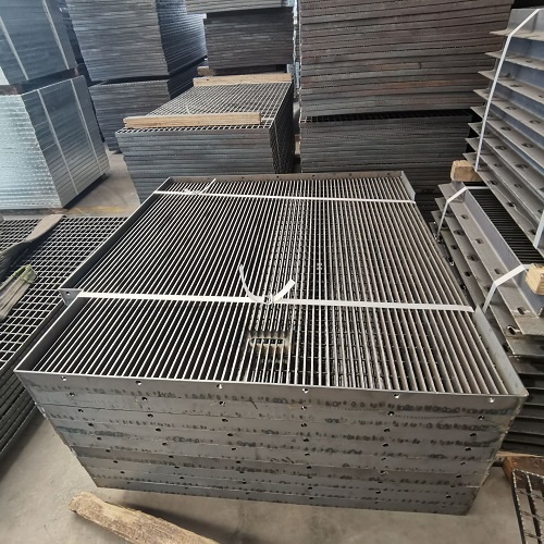 如何辨別劣質(zhì)鋼格板？看這4個(gè)細(xì)節(jié)，避免安全隱患！