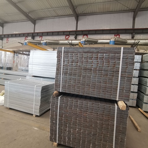 加油站鋼格柵：防爆、防靜電的安全解決方案