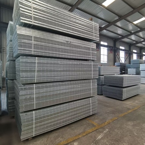 你以為它只是工廠標(biāo)配？鋼格柵的創(chuàng)意變身太驚艷了