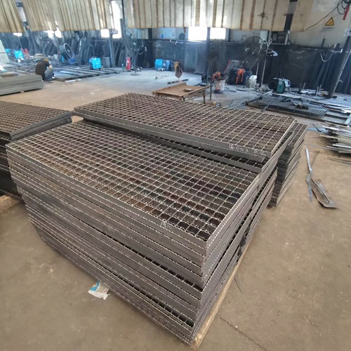 鋼格板遠(yuǎn)比你以為的強(qiáng)大