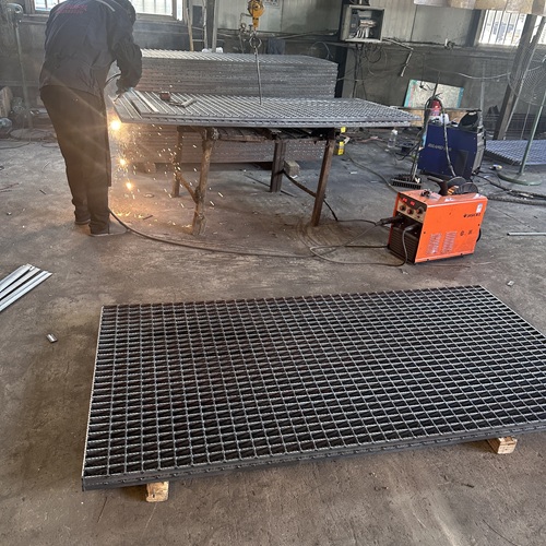 鋼格柵板如何防銹？這些處理方法很關(guān)鍵