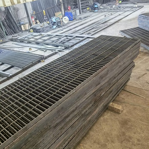 不止工程用！鋼格板在數(shù)據(jù)中心地板的驚艷應用